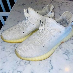 Size 10.5 - adidas Yeezy Boost 350 V2 Cream White/Triple White